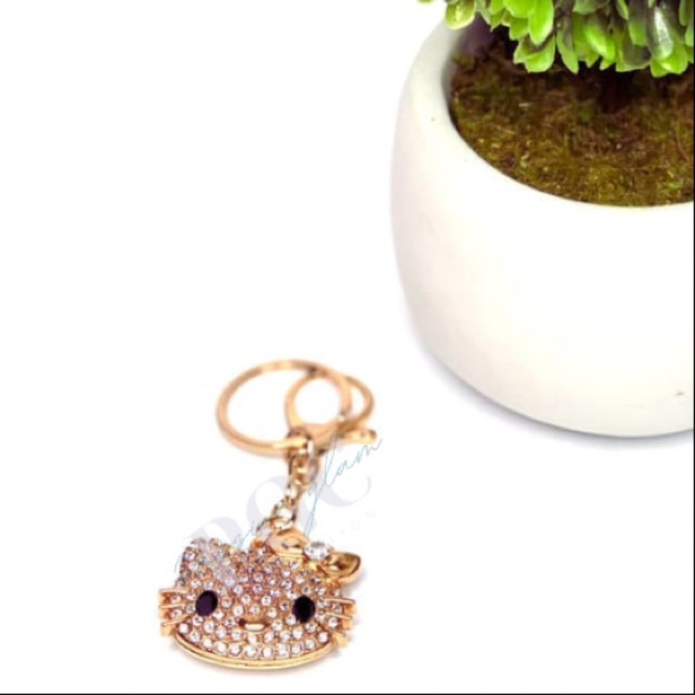 Hello kitty keychain